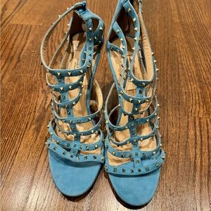Valentino blue heels, never worn, mint condition